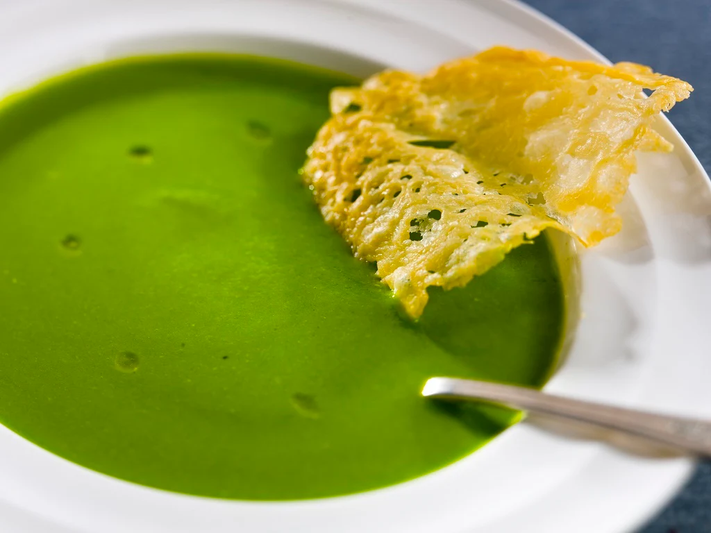 Puréed Pea Soup with Truffle Oil